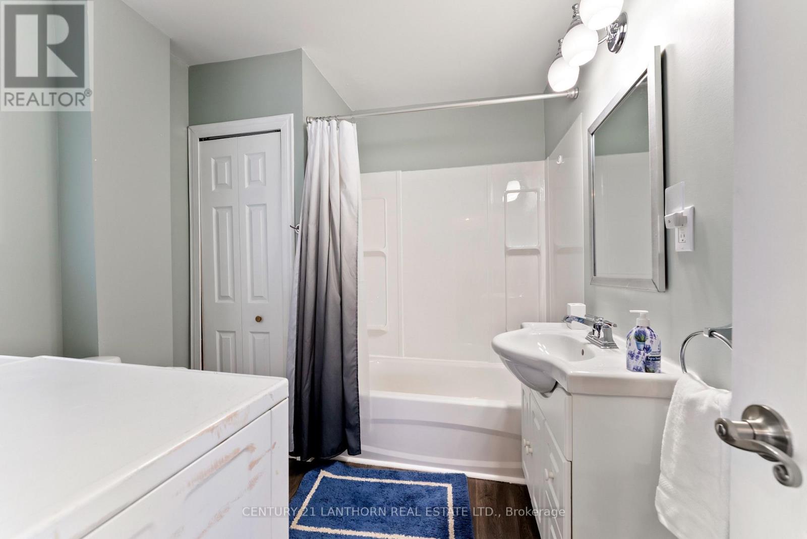 43 Stanley Street, Prince Edward County, Ontario  K0K 1G0 - Photo 5 - X12357200