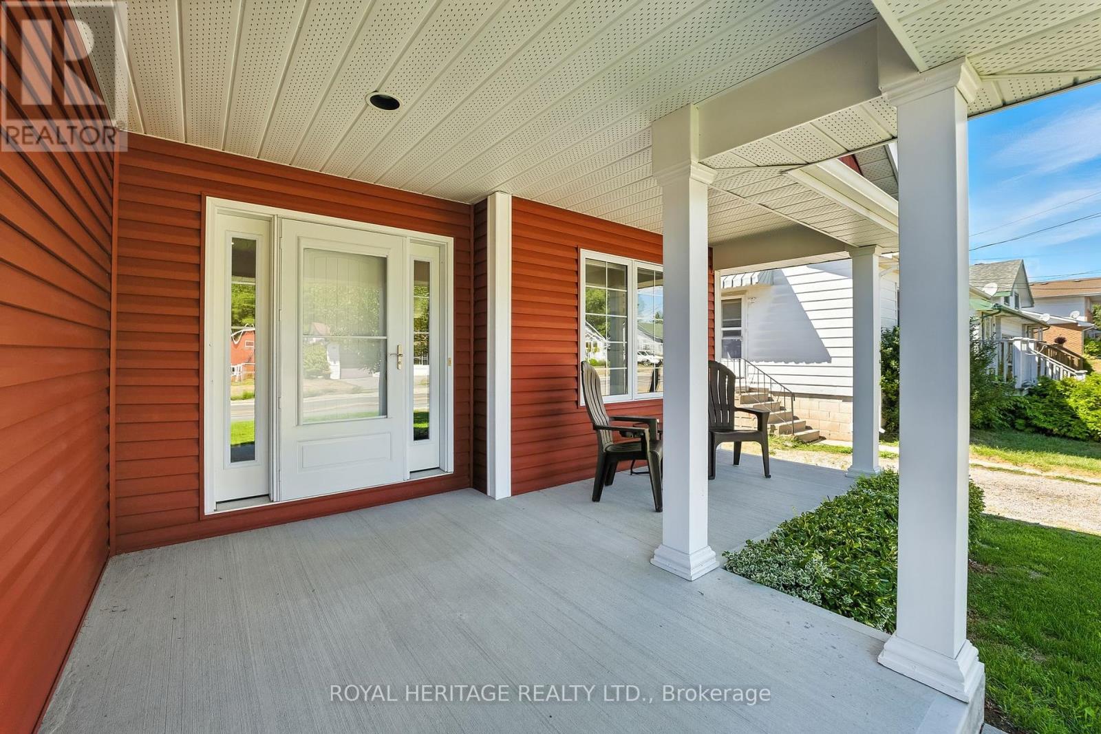 38 Alice Street, Brighton, Ontario  K0K 1H0 - Photo 3 - X12359470