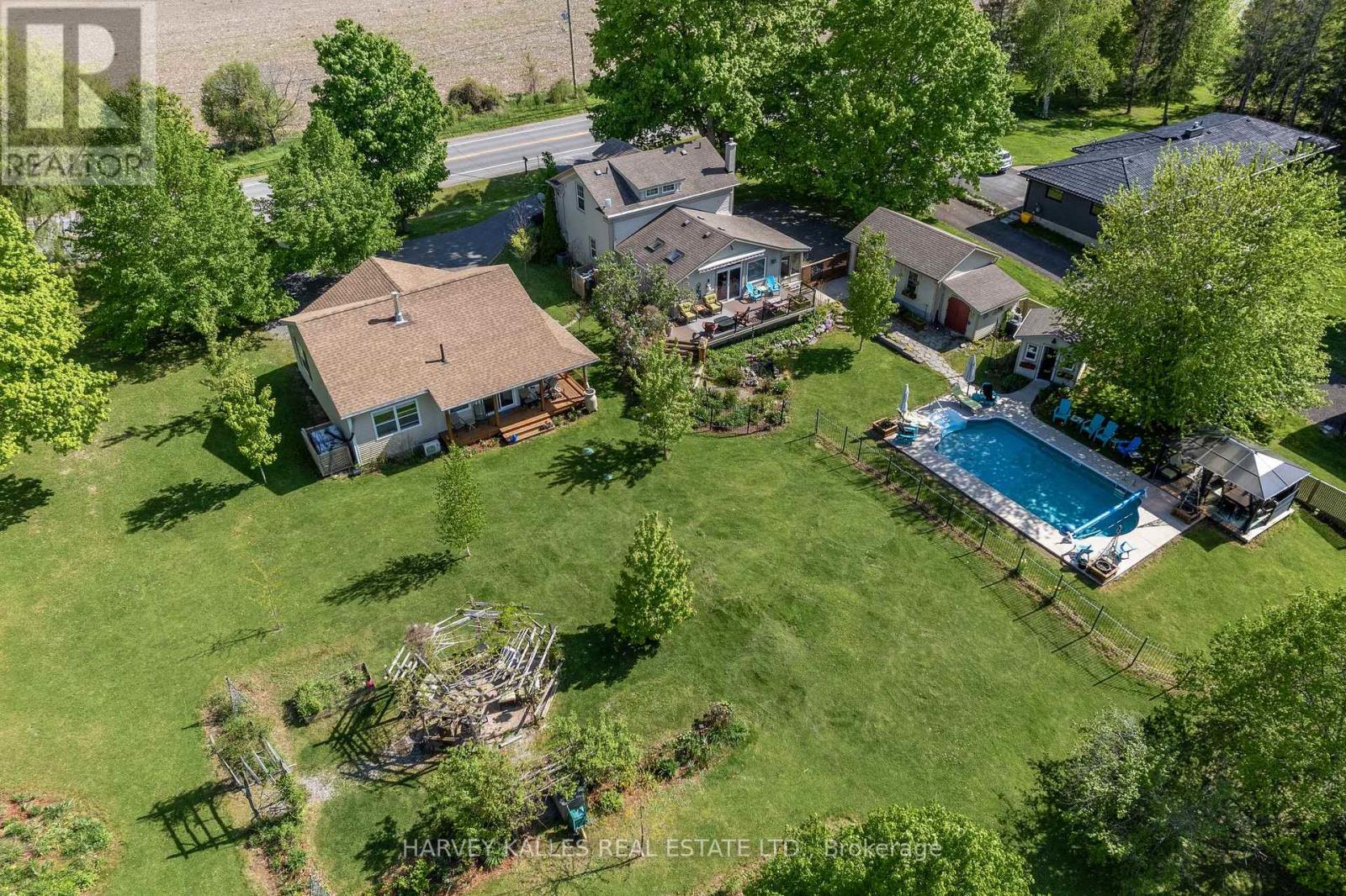 14782 LOYALIST PARKWAY, Prince Edward County, Ontario