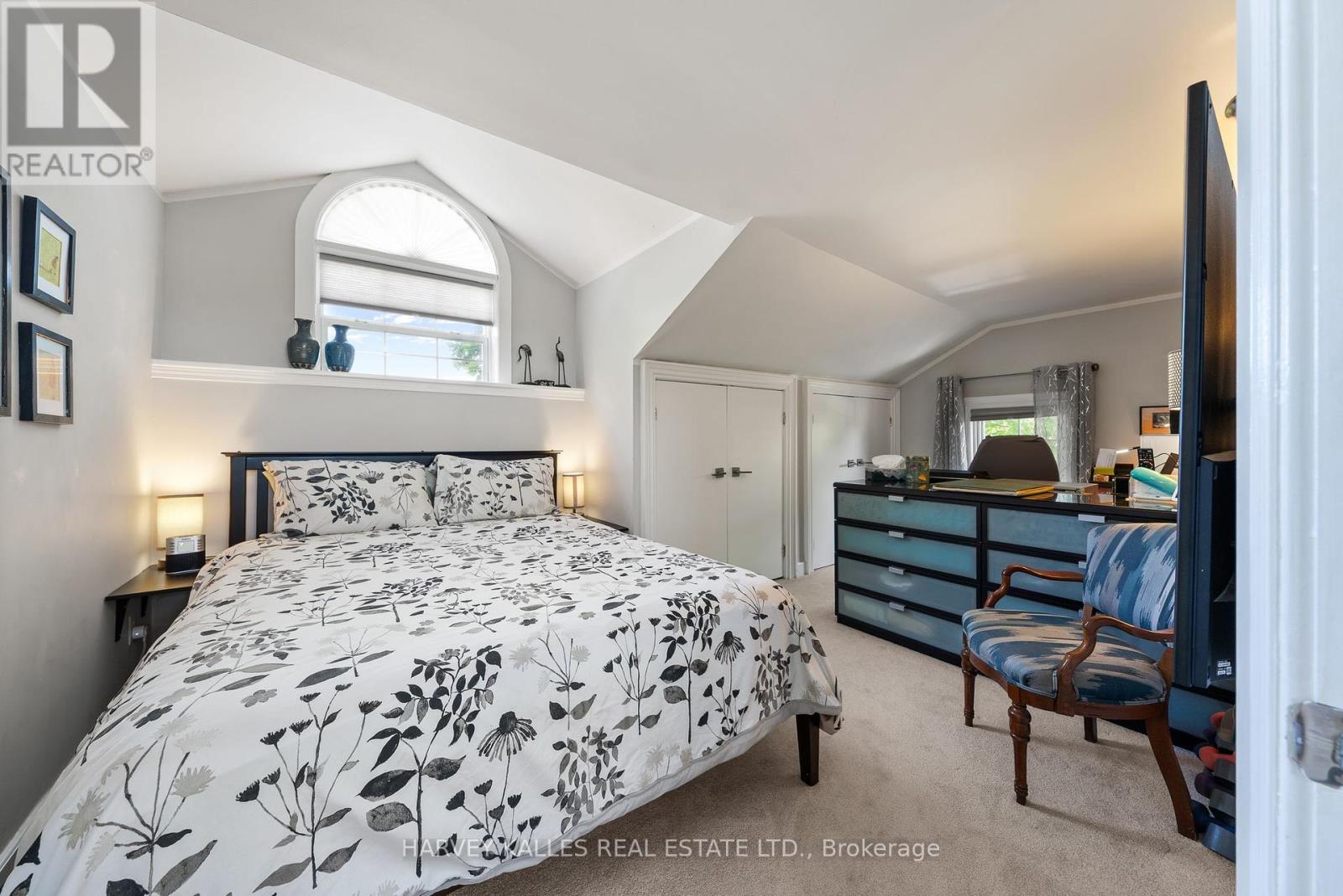 14782 Loyalist Parkway, Prince Edward County, Ontario  K0K 1G0 - Photo 18 - X12359571
