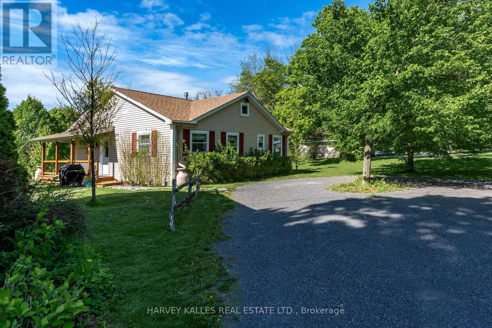14782 Loyalist Parkway, Prince Edward County, Ontario  K0K 1G0 - Photo 28 - X12359571