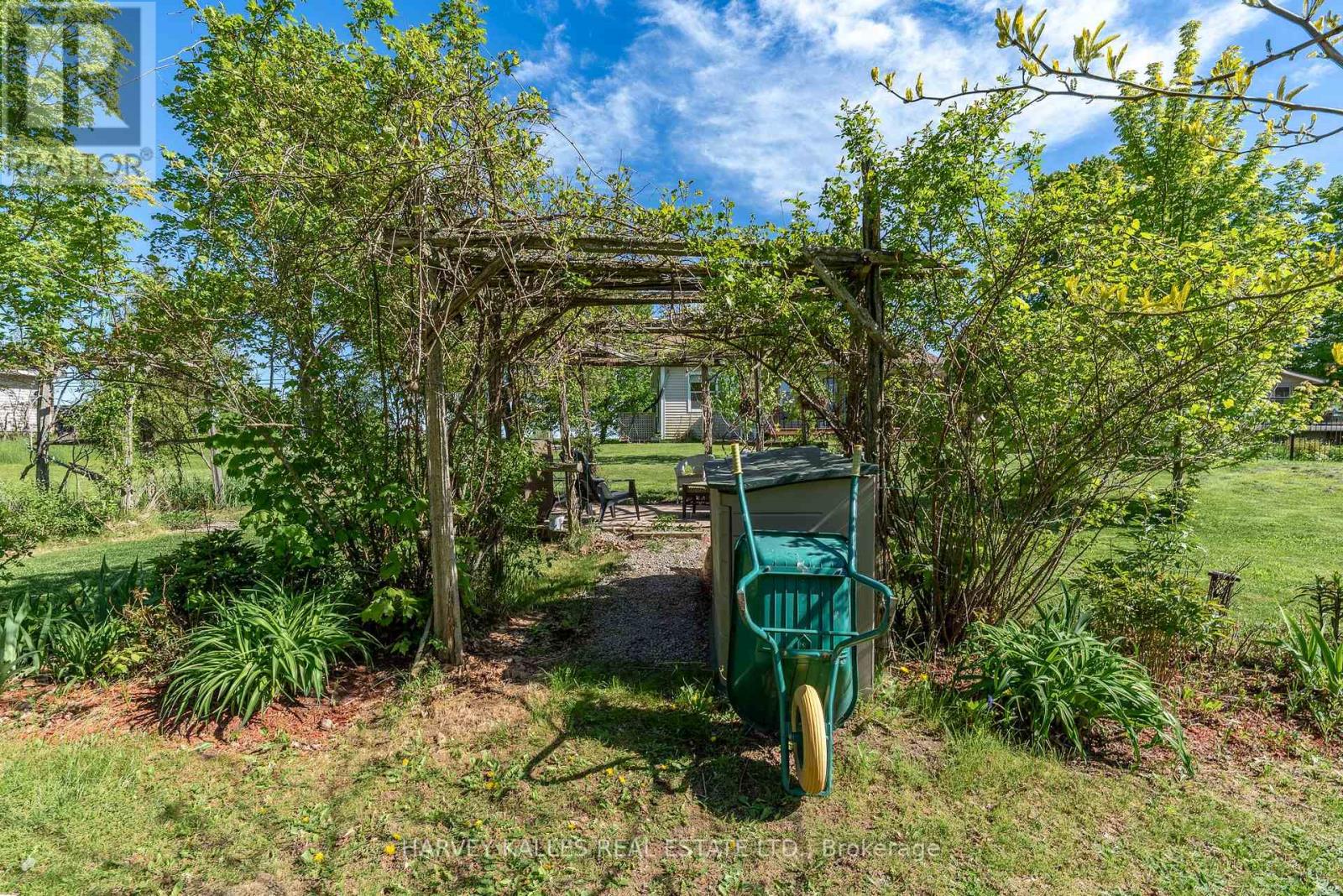 14782 Loyalist Parkway, Prince Edward County, Ontario  K0K 1G0 - Photo 41 - X12359571