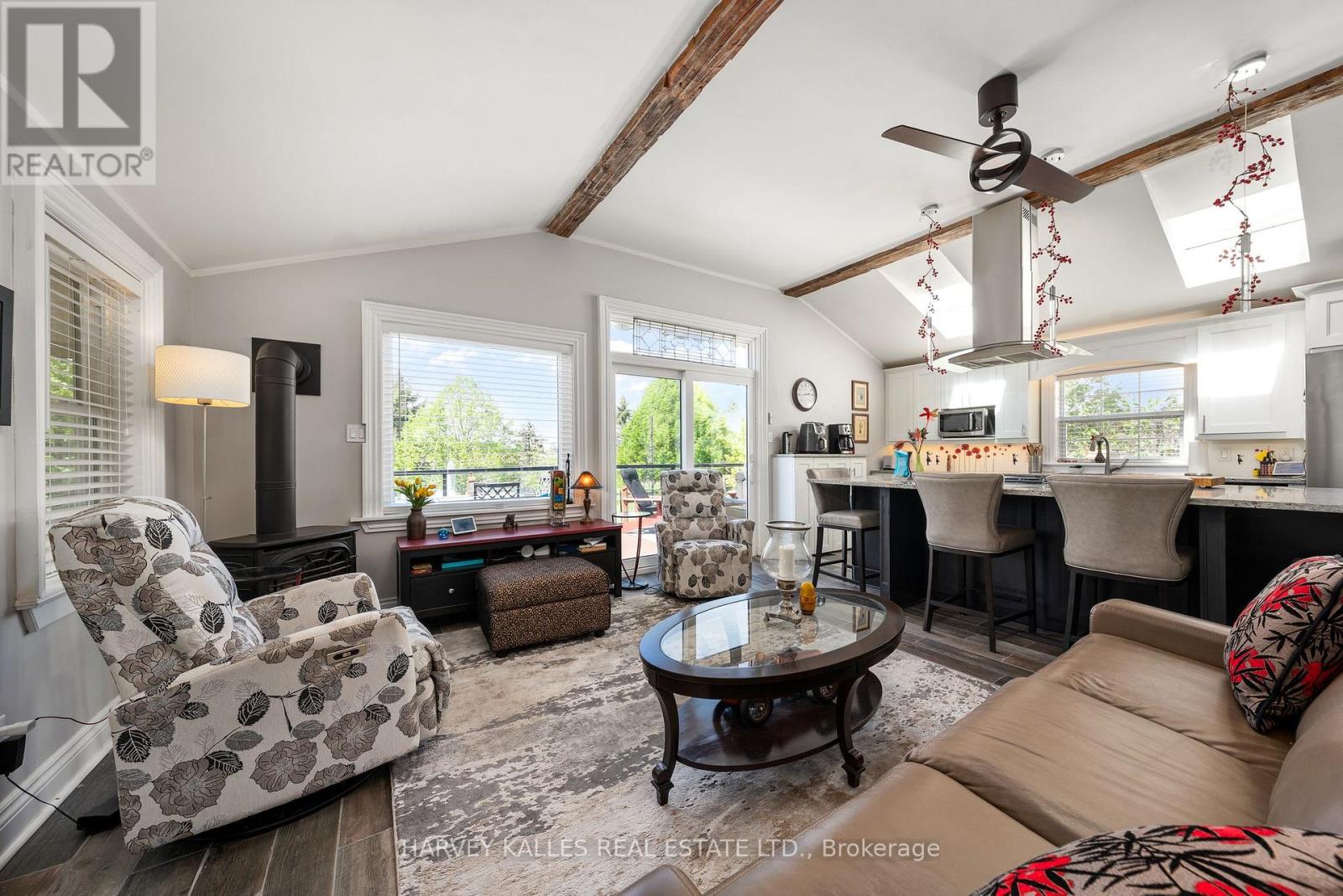 14782 Loyalist Parkway, Prince Edward County, Ontario  K0K 1G0 - Photo 7 - X12359571