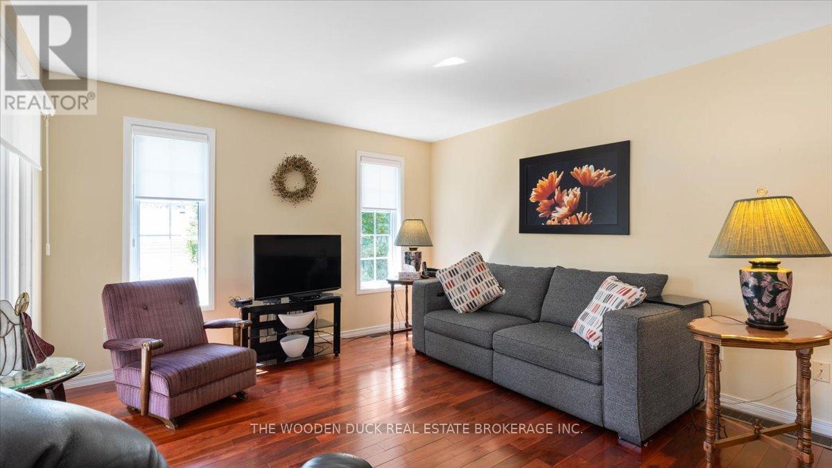 52 Horace Avenue, Centre Hastings, Ontario  K0K 2K0 - Photo 11 - X12359945