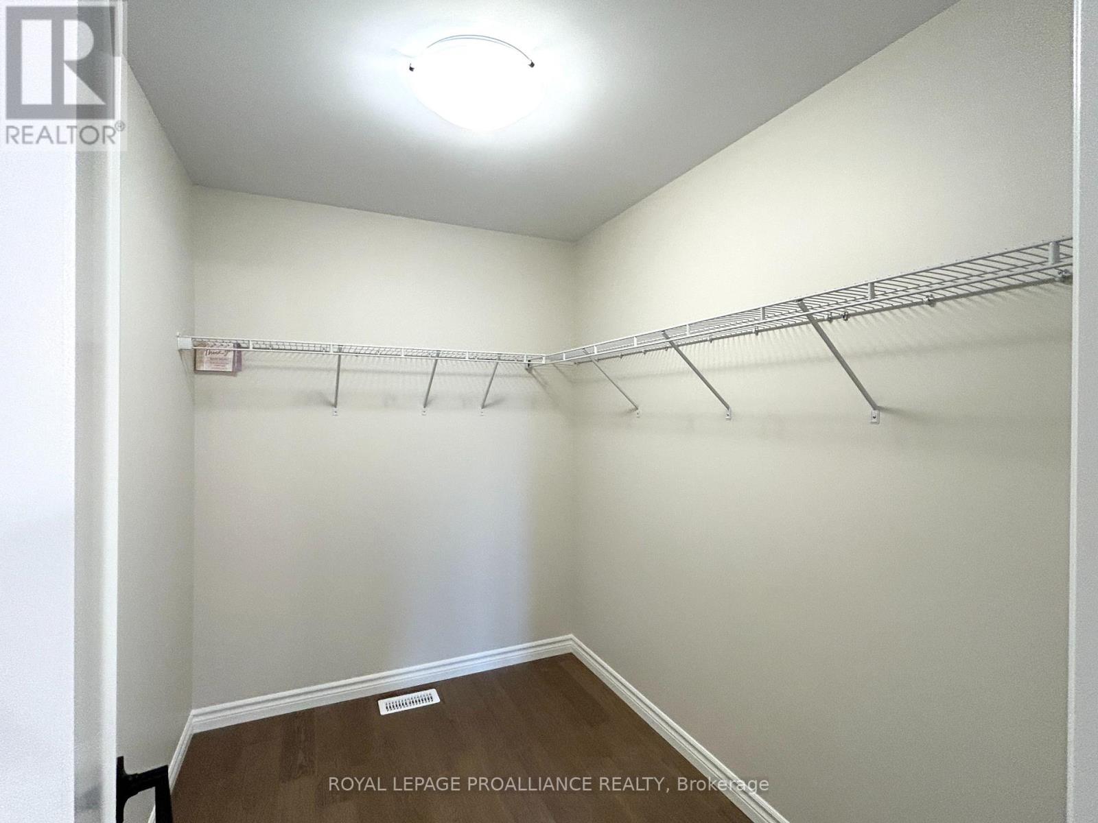 16 Peace River Street, Belleville, Ontario  K8N 0V6 - Photo 16 - X12360153