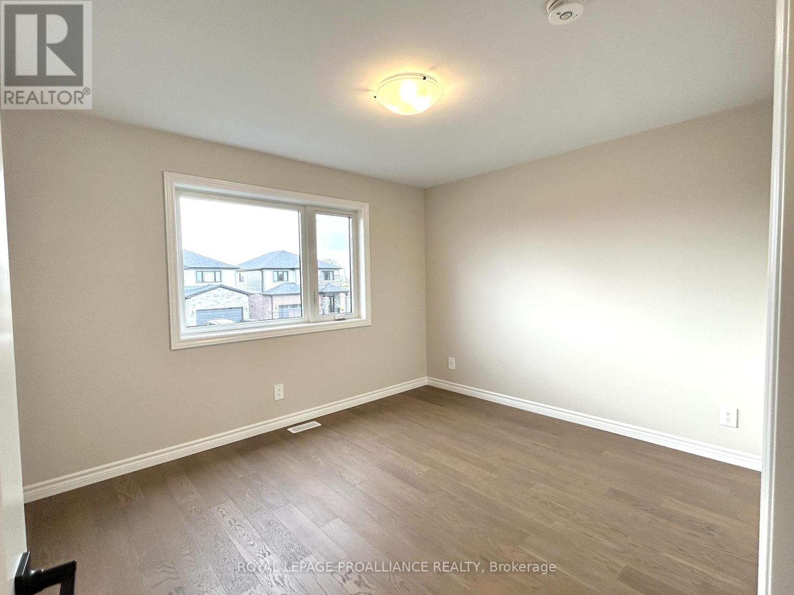 16 Peace River Street, Belleville, Ontario  K8N 0V6 - Photo 17 - X12360153