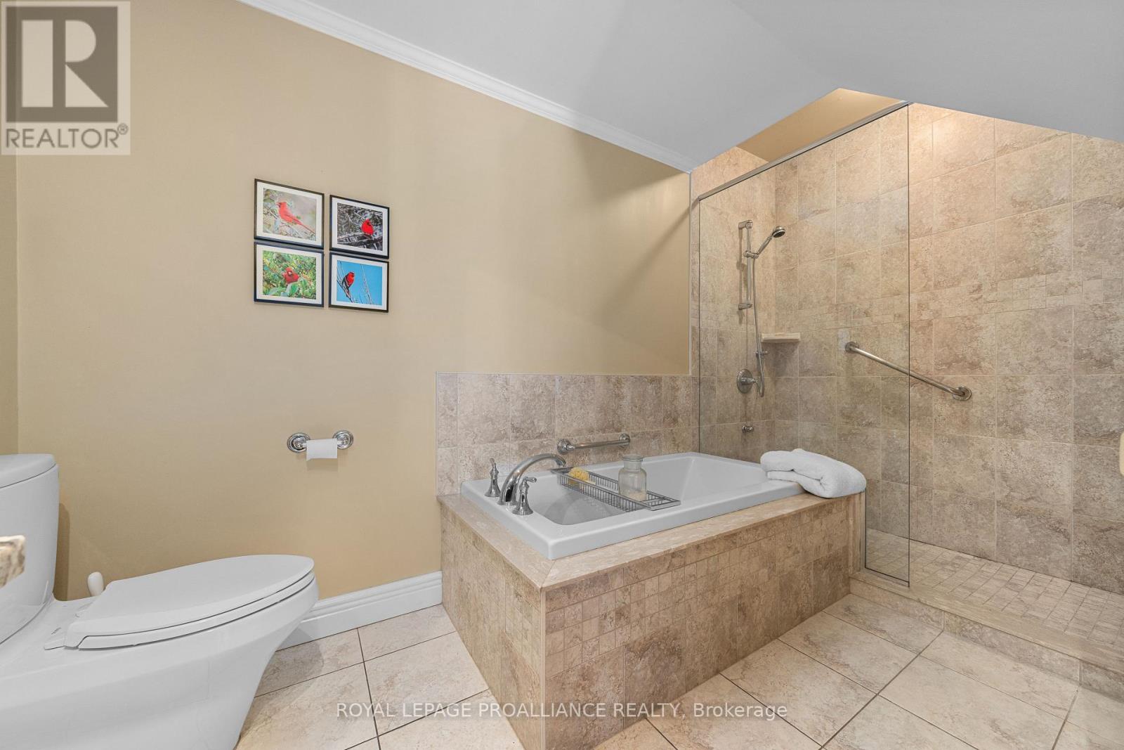 3 Wesley Acres Road, Prince Edward County, Ontario  K0K 1G0 - Photo 23 - X12360265