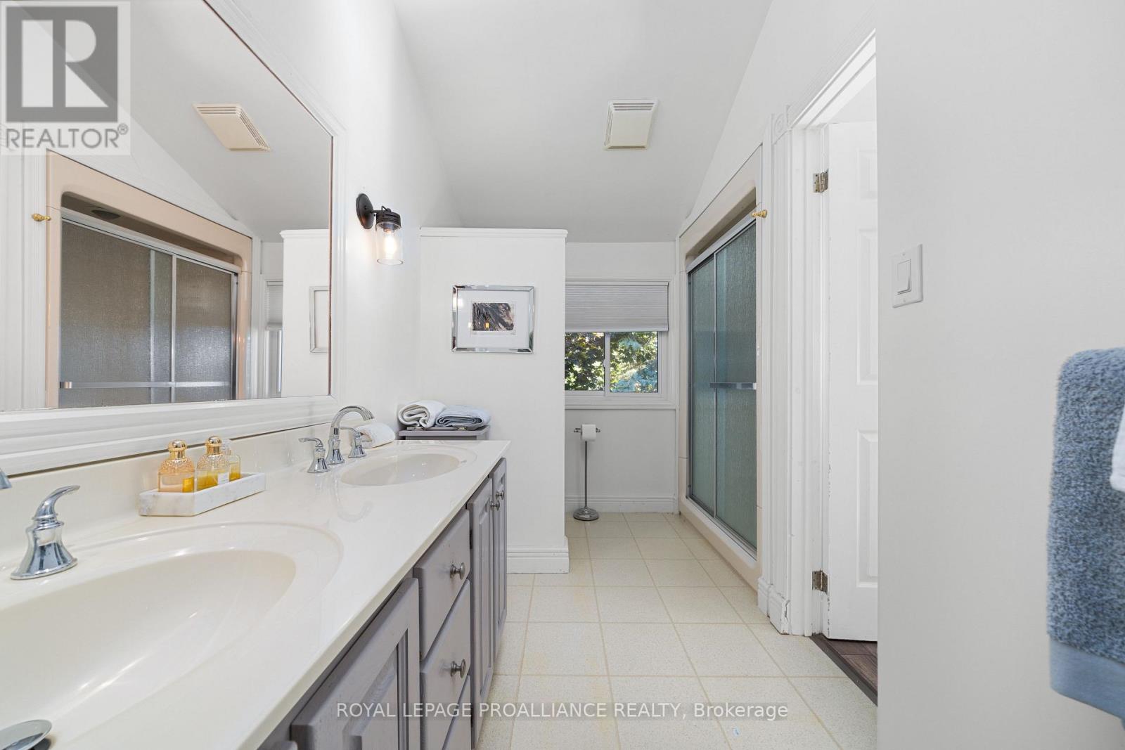 3 Wesley Acres Road, Prince Edward County, Ontario  K0K 1G0 - Photo 31 - X12360265