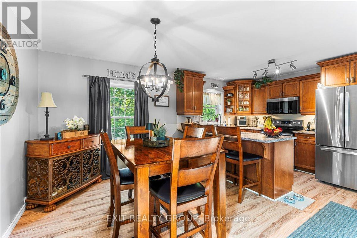1262 Quin-Mo-Lac Road, Tweed, Ontario  K0K 3J0 - Photo 11 - X12360947