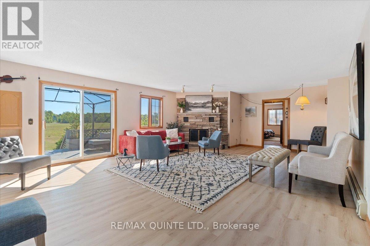 3460 Shannonville Road, Tyendinaga, Ontario  K0K 2Y0 - Photo 11 - X12360988