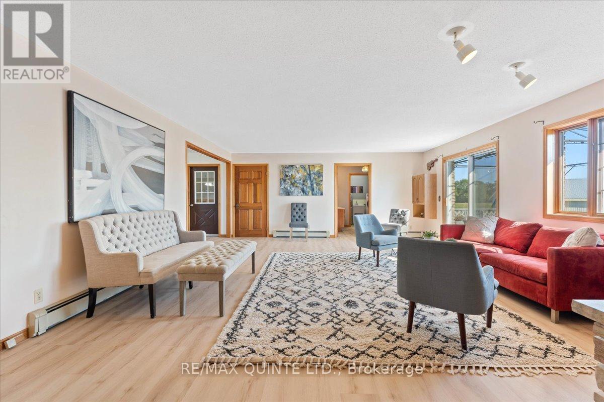 3460 Shannonville Road, Tyendinaga, Ontario  K0K 2Y0 - Photo 15 - X12360988