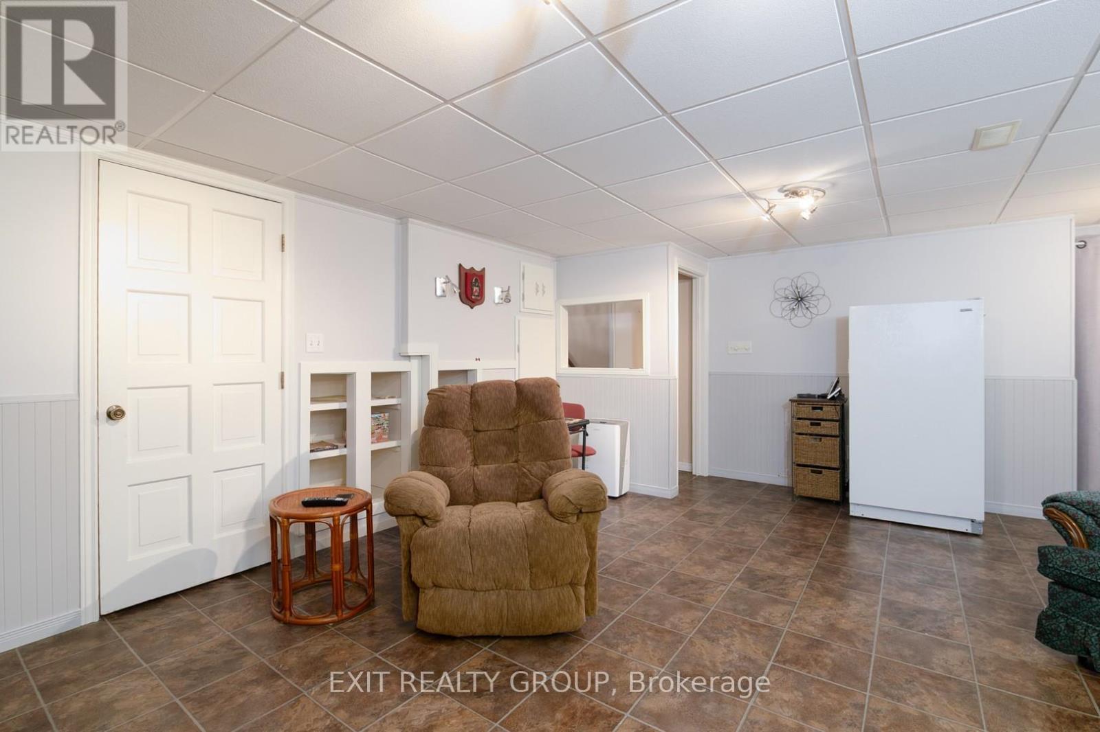 31 Lexington Crescent, Belleville, Ontario  K8P 4L2 - Photo 20 - X12362002