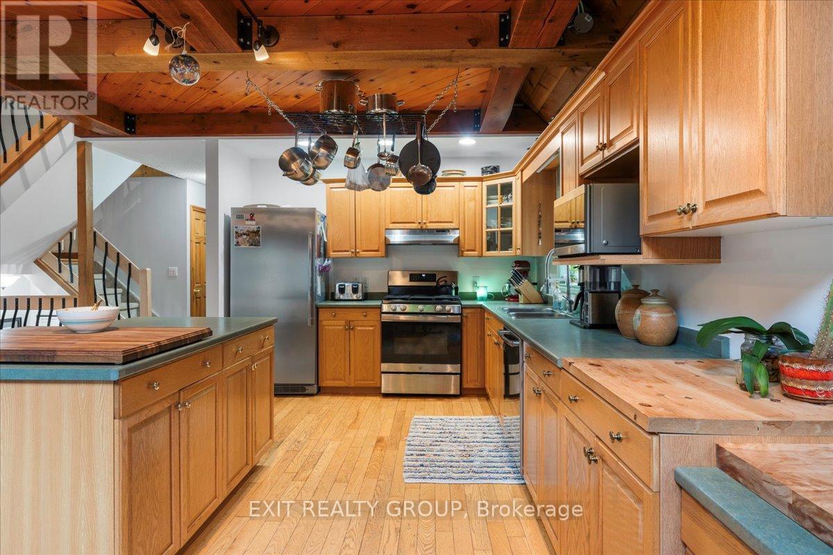 14 Smith Road, Tyendinaga, Ontario  K0K 2Y0 - Photo 10 - X12362165