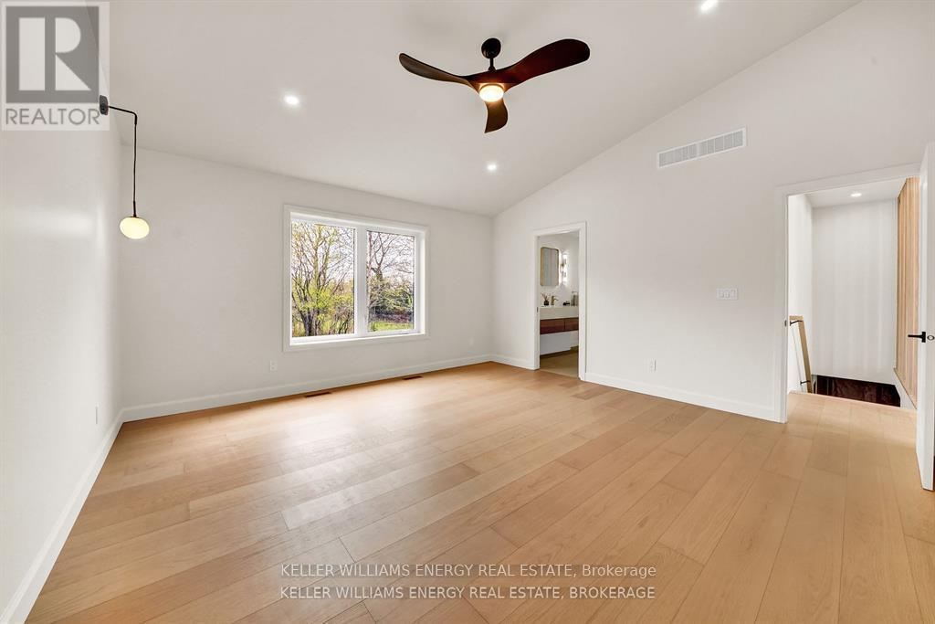 1032 Burr Road, Prince Edward County, Ontario  K0K 1A0 - Photo 11 - X12362658