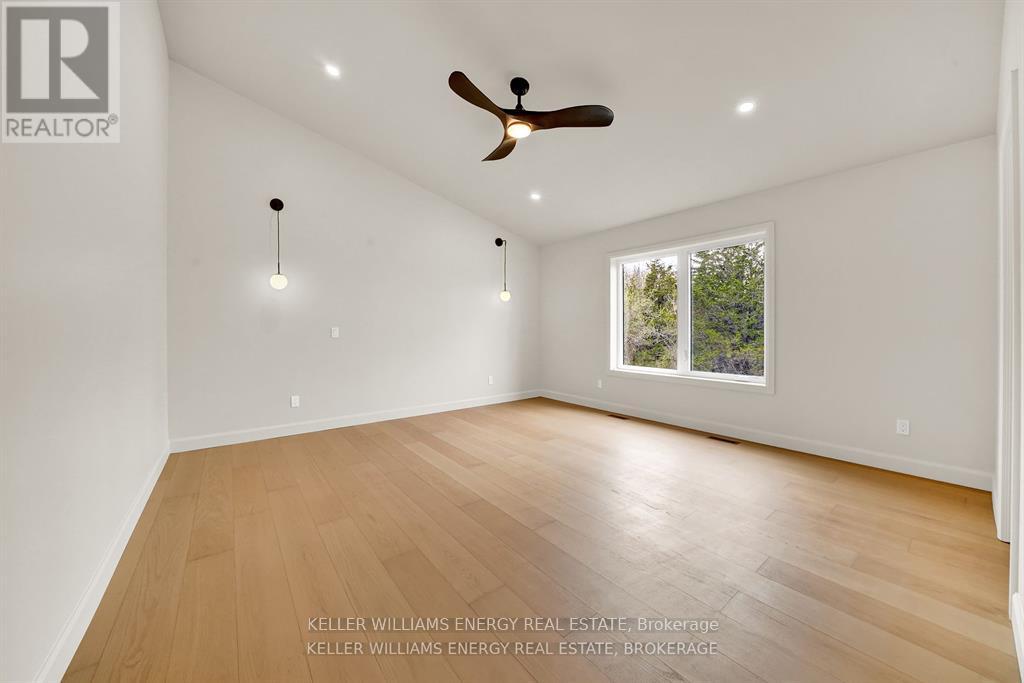 1032 Burr Road, Prince Edward County, Ontario  K0K 1A0 - Photo 13 - X12362658
