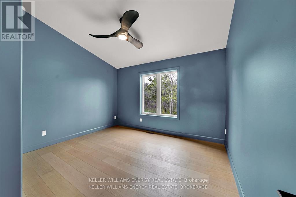 1032 Burr Road, Prince Edward County, Ontario  K0K 1A0 - Photo 34 - X12362658