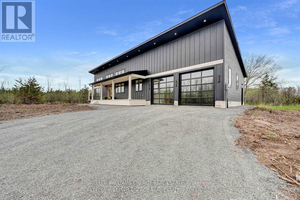 1032 Burr Road, Prince Edward County, Ontario  K0K 1A0 - Photo 47 - X12362658