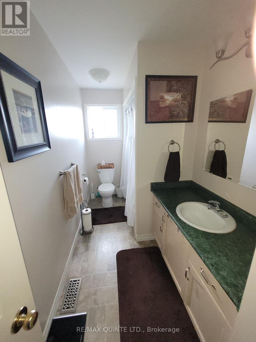 107 University Avenue, Belleville, Ontario  K8N 4X4 - Photo 11 - X12362706