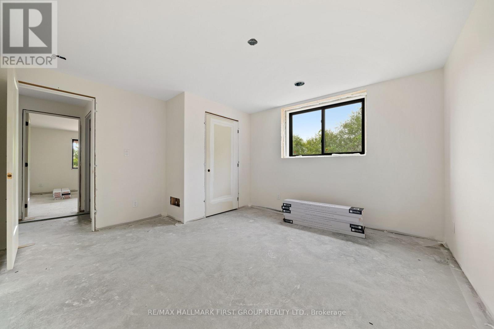 19115 Loyalist Parkway, Prince Edward County, Ontario  K0K 1T0 - Photo 25 - X12363341