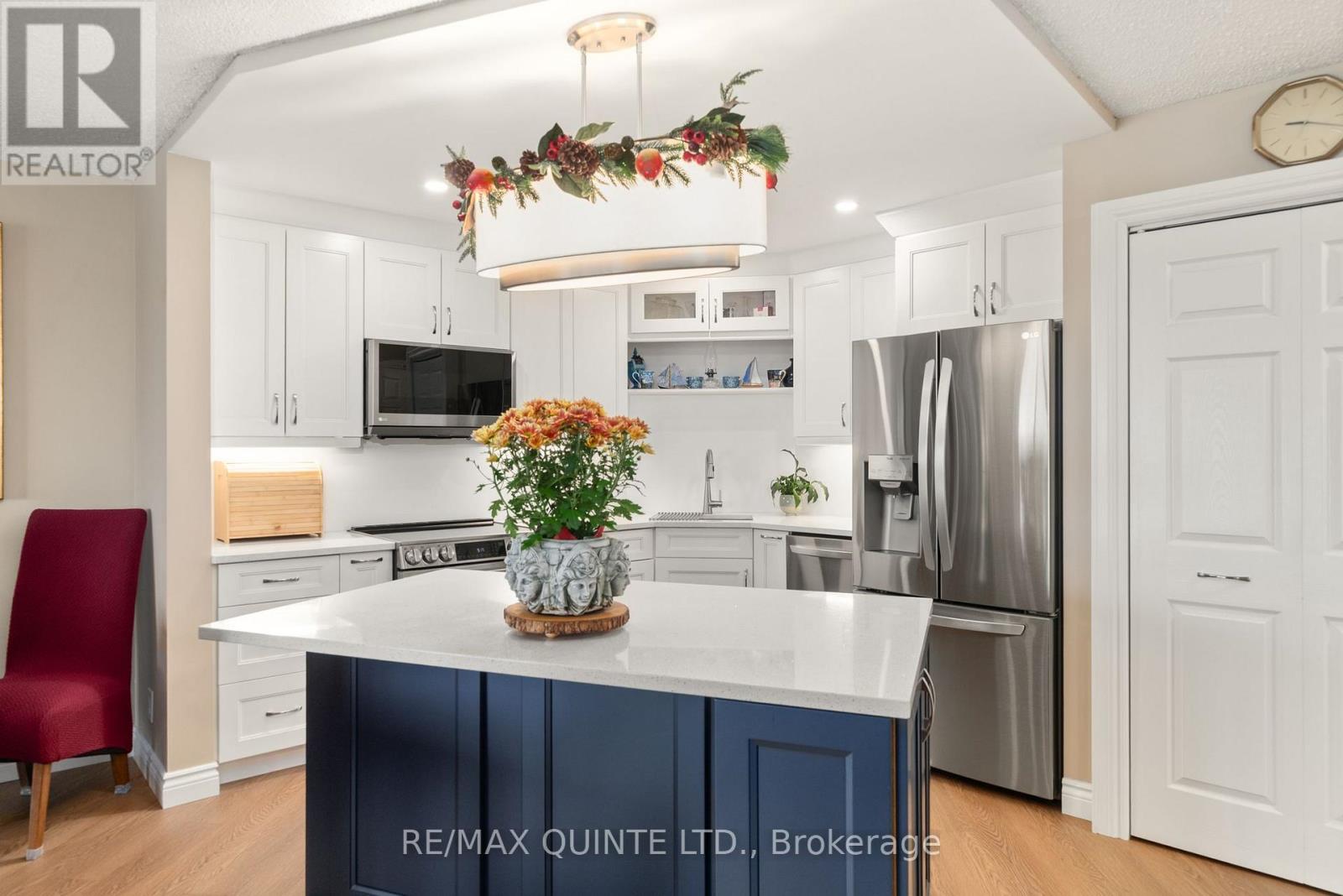 807 - 2 South Front Street, Belleville, Ontario  K8N 5K7 - Photo 15 - X12363360