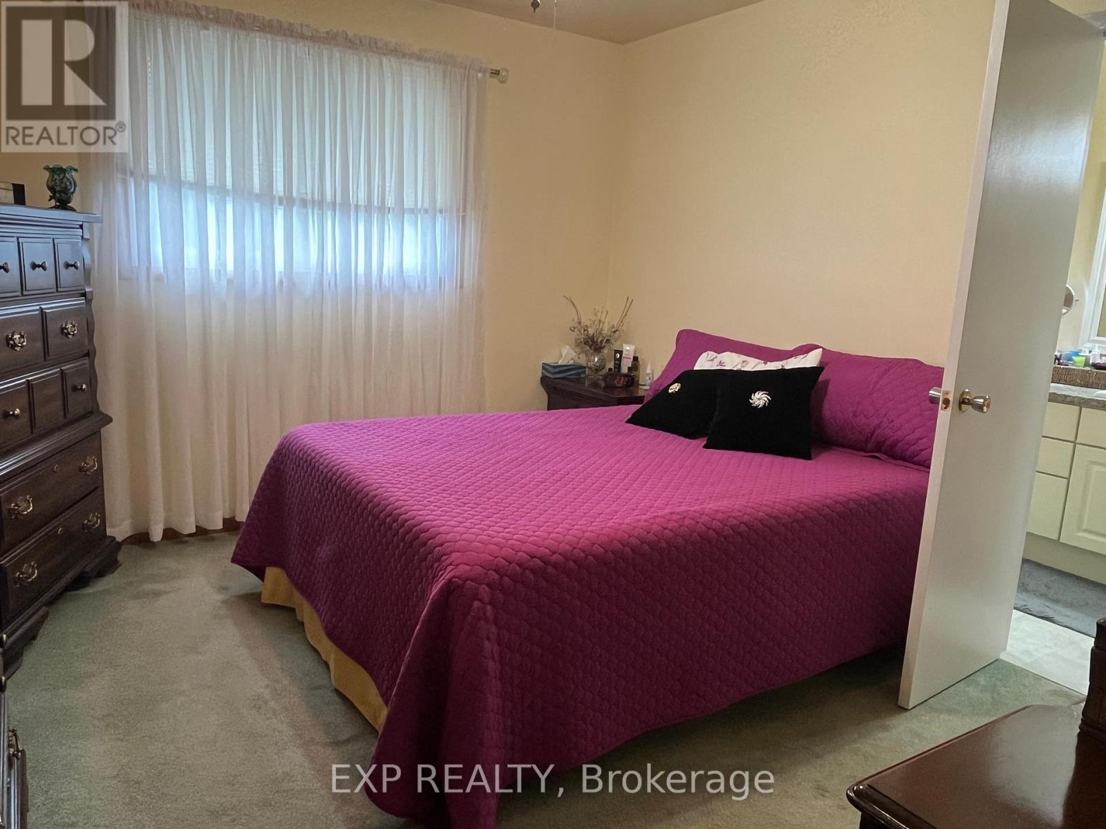 14 Dixie Place, Belleville, Ontario  K8P 5A9 - Photo 13 - X12363997