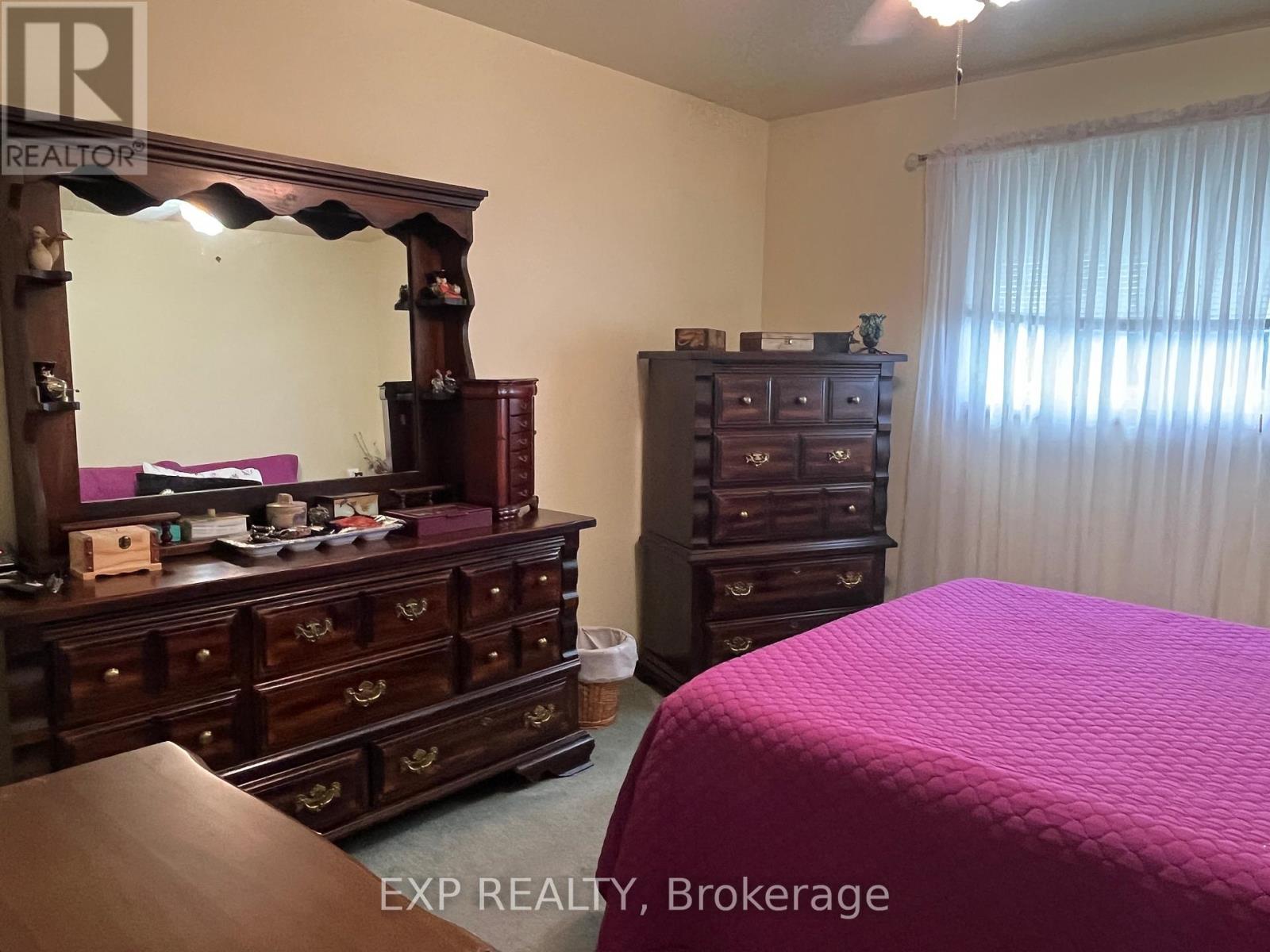 14 Dixie Place, Belleville, Ontario  K8P 5A9 - Photo 14 - X12363997