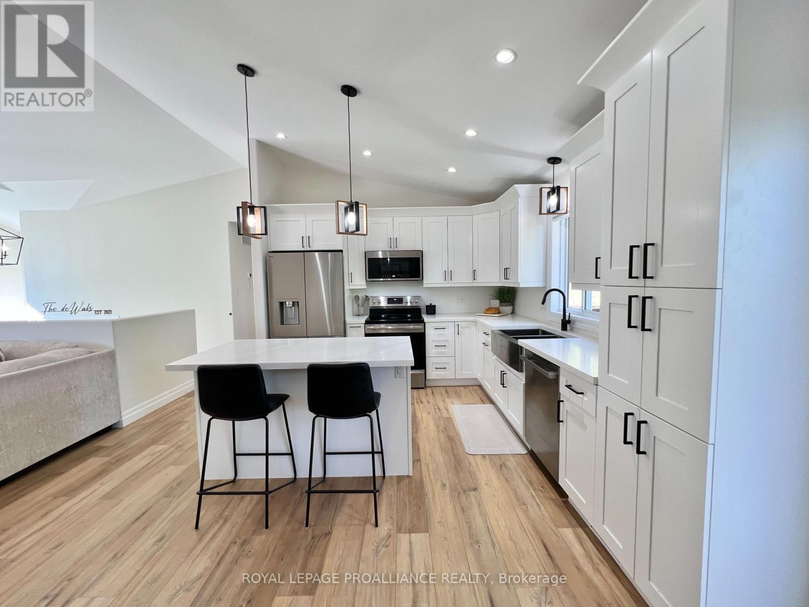 426 Free Road, Quinte West, Ontario  K0K 2C0 - Photo 16 - X12364475
