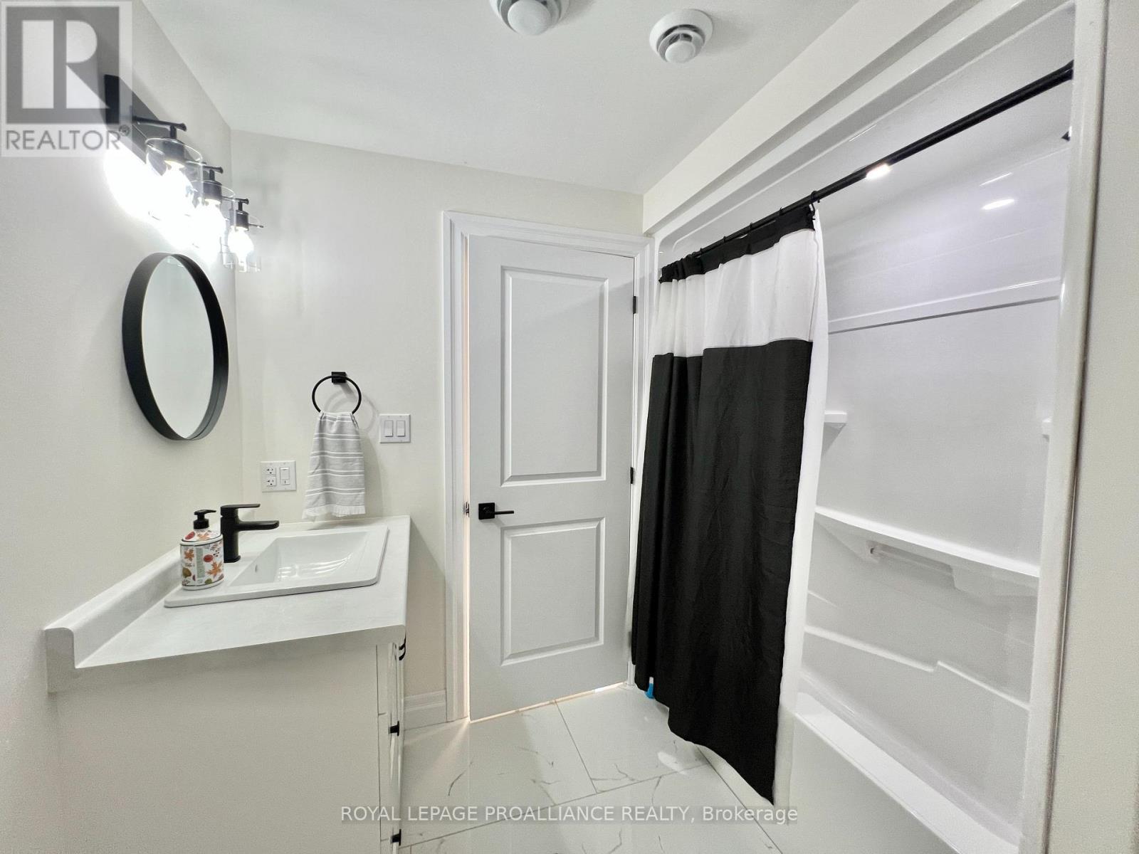 426 Free Road, Quinte West, Ontario  K0K 2C0 - Photo 36 - X12364475