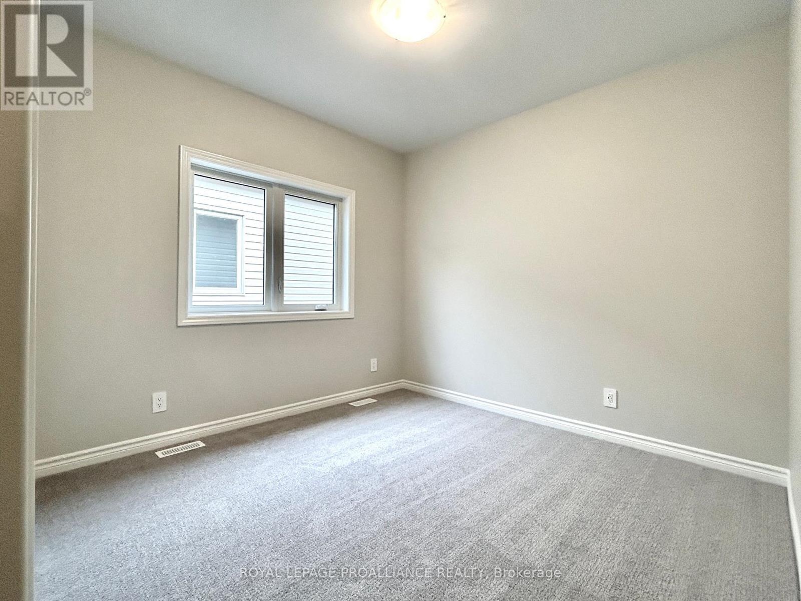 29 Athabaska Drive, Belleville, Ontario  K8N 0T1 - Photo 10 - X12364881