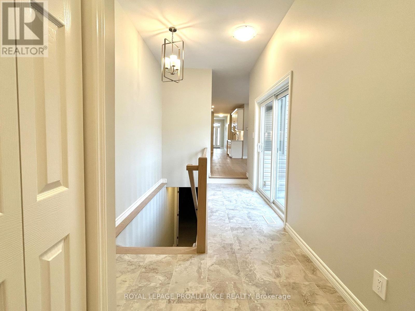 29 Athabaska Drive, Belleville, Ontario  K8N 0T1 - Photo 19 - X12364881