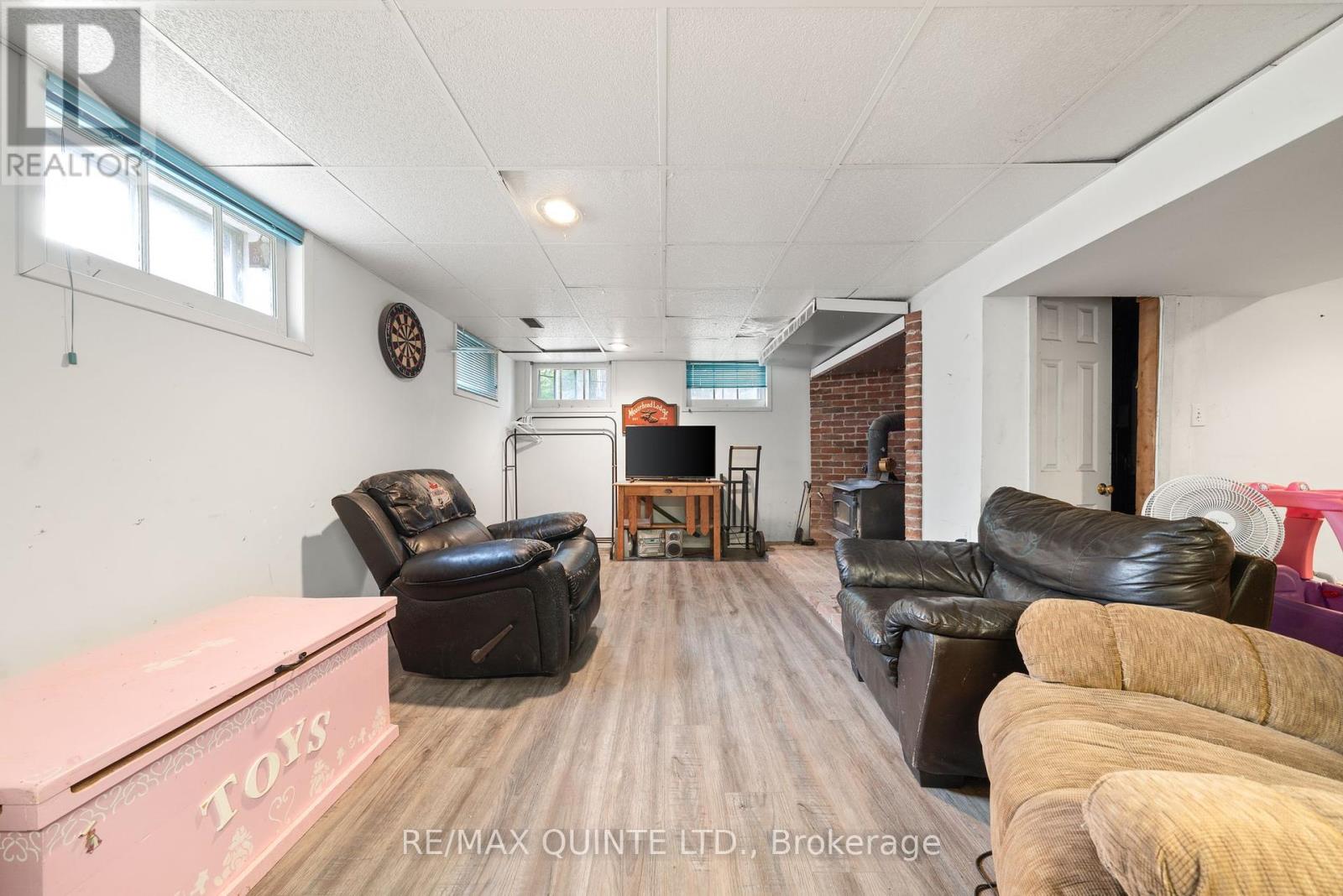 14184 Highway 62, Madoc, Ontario  K0K 2K0 - Photo 15 - X12365867