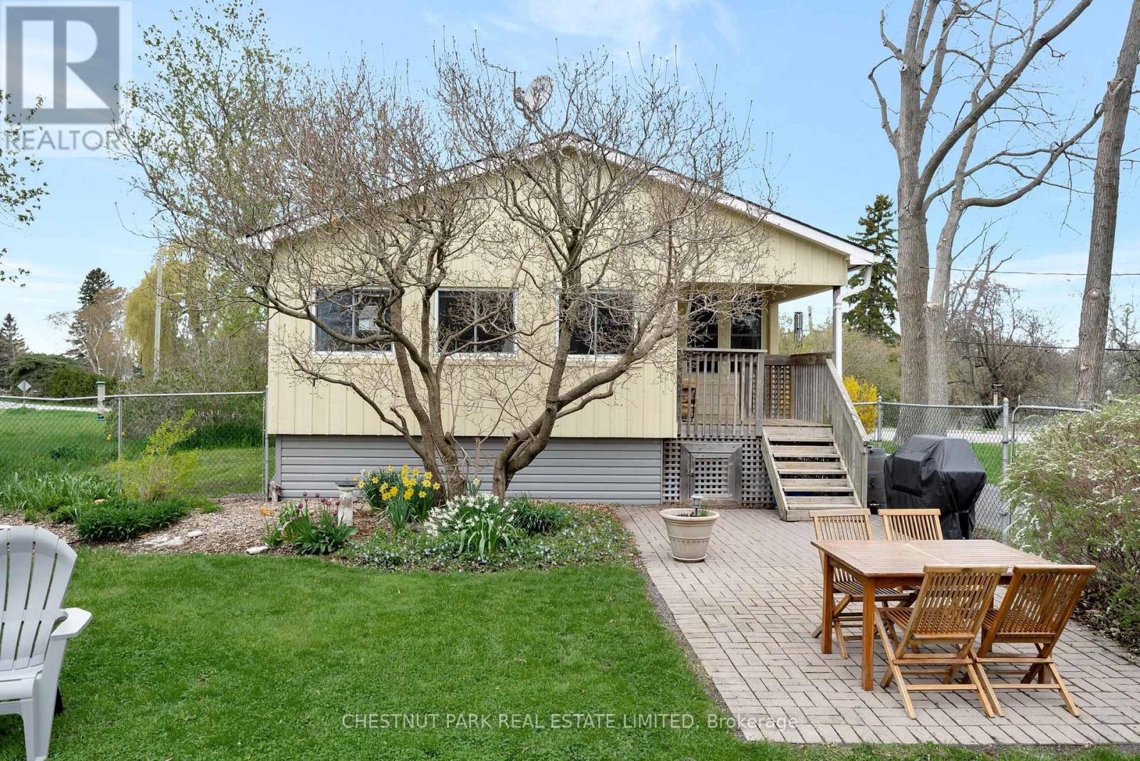 2992 County Road 10, Prince Edward County, Ontario  K0K 2P0 - Photo 16 - X12366050