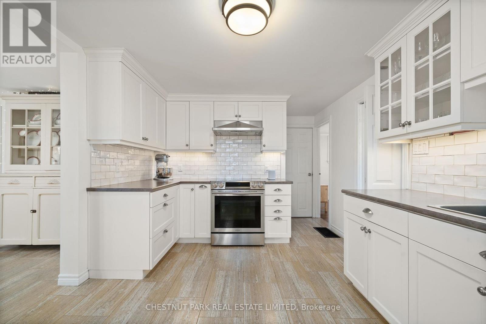 2992 County Road 10, Prince Edward County, Ontario  K0K 2P0 - Photo 8 - X12366050