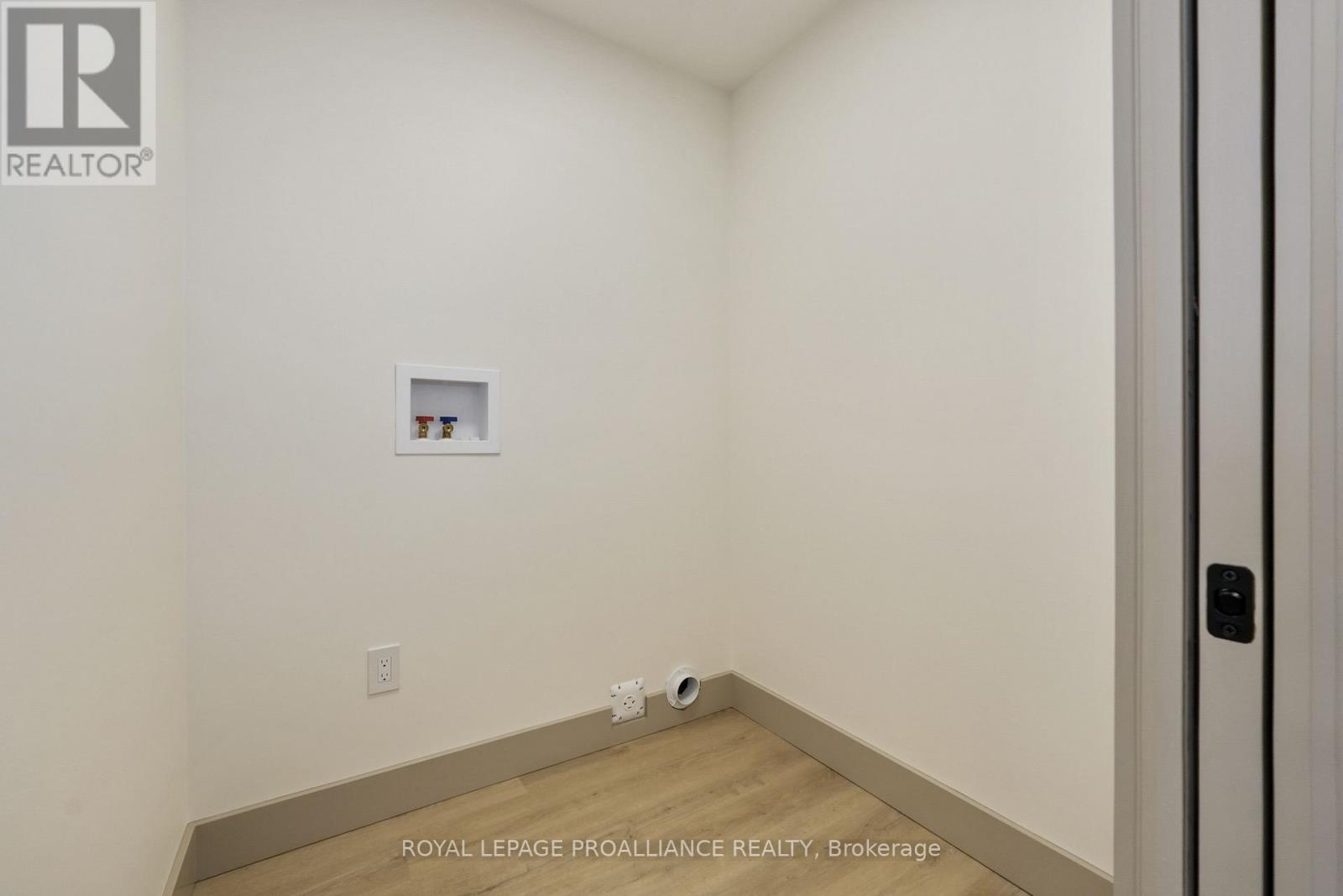 8 Merriman Court, Cramahe, Ontario  K0K 1S0 - Photo 34 - X12366061