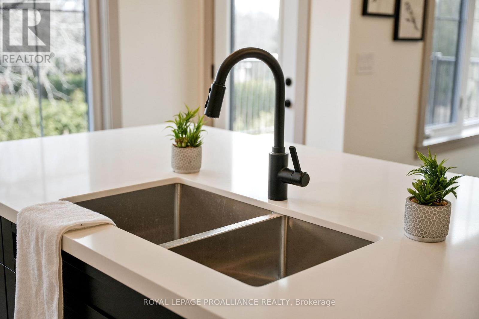 8 Merriman Court, Cramahe, Ontario  K0K 1S0 - Photo 39 - X12366061