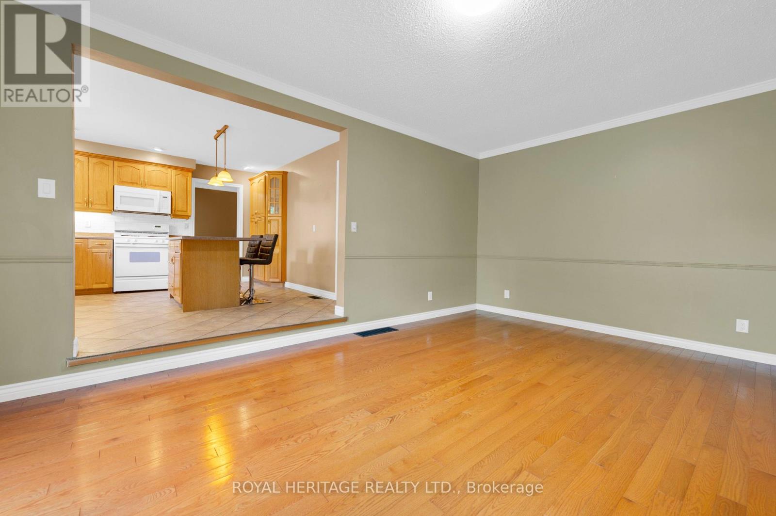 10 Briarwood Crescent, Belleville, Ontario  K8N 5J7 - Photo 23 - X12366104