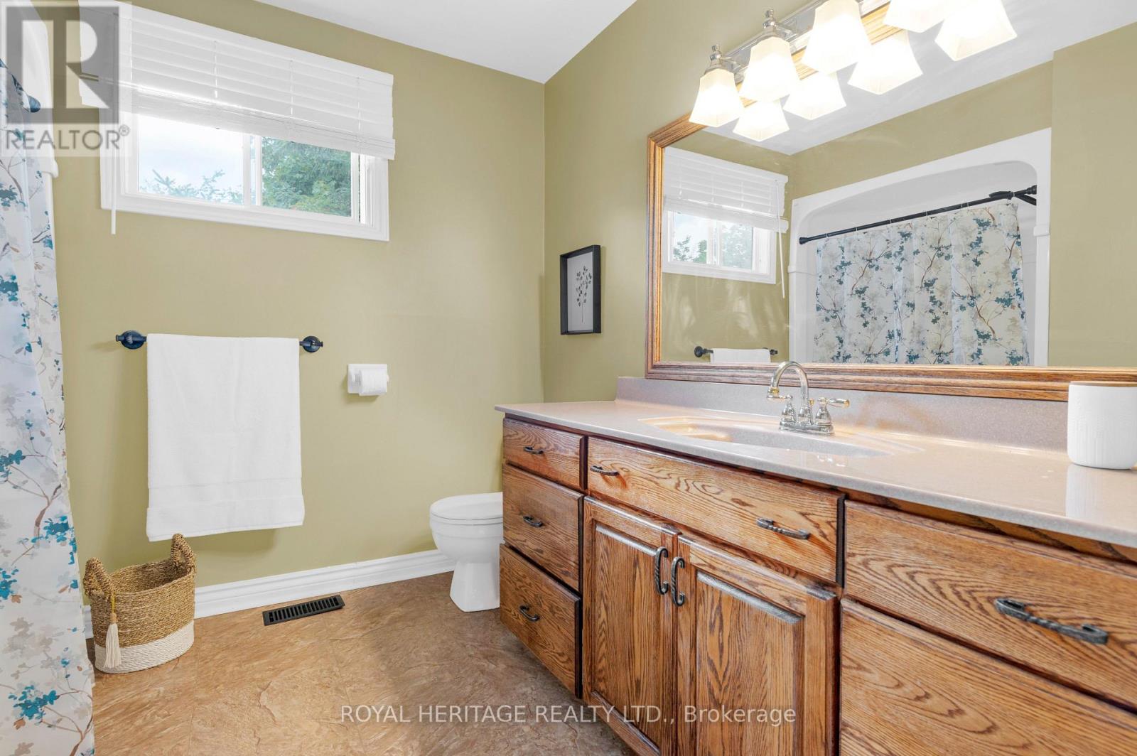 10 Briarwood Crescent, Belleville, Ontario  K8N 5J7 - Photo 33 - X12366104