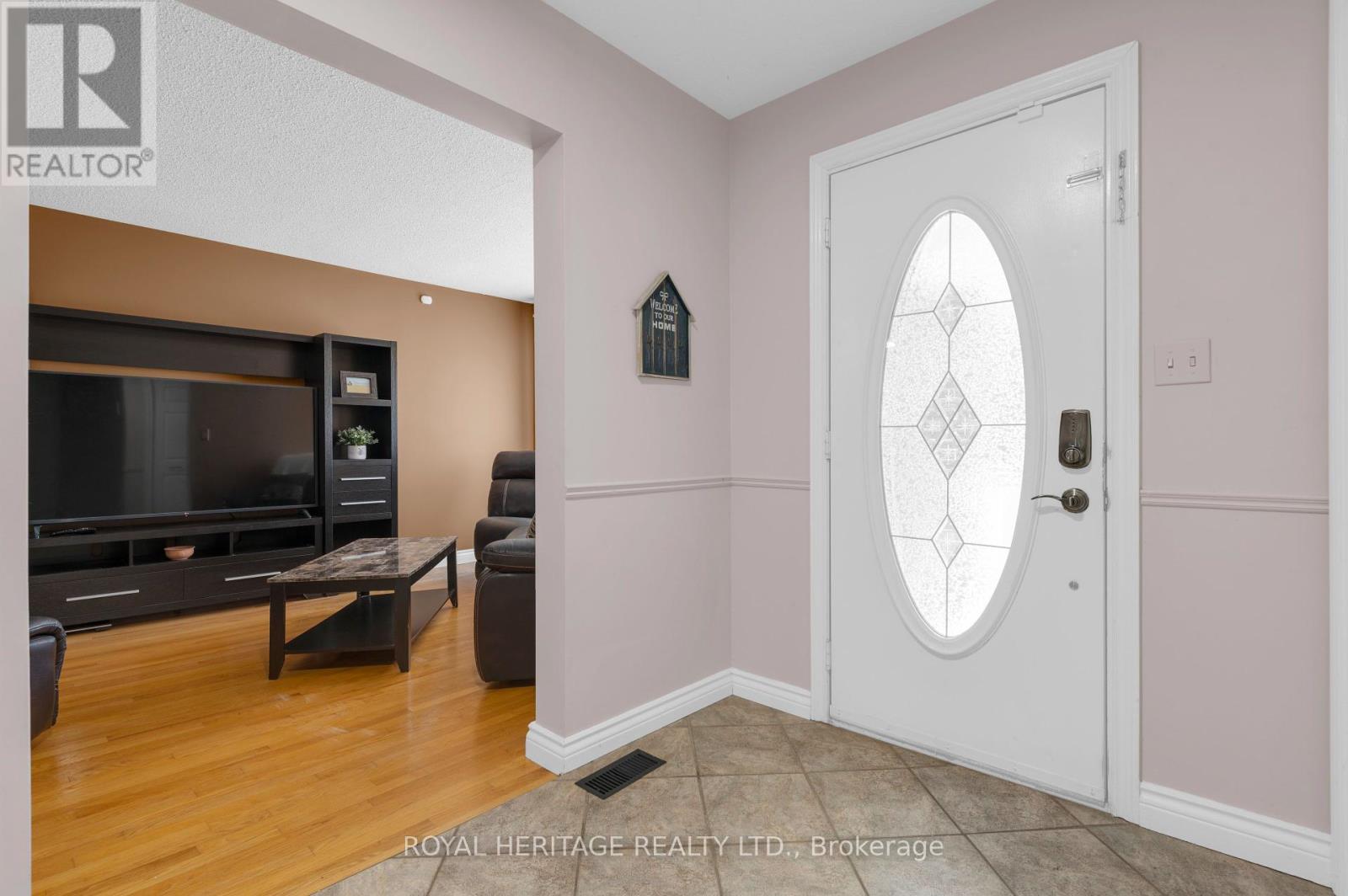 10 Briarwood Crescent, Belleville, Ontario  K8N 5J7 - Photo 7 - X12366104