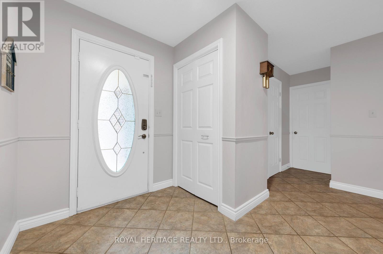 10 Briarwood Crescent, Belleville, Ontario  K8N 5J7 - Photo 8 - X12366104
