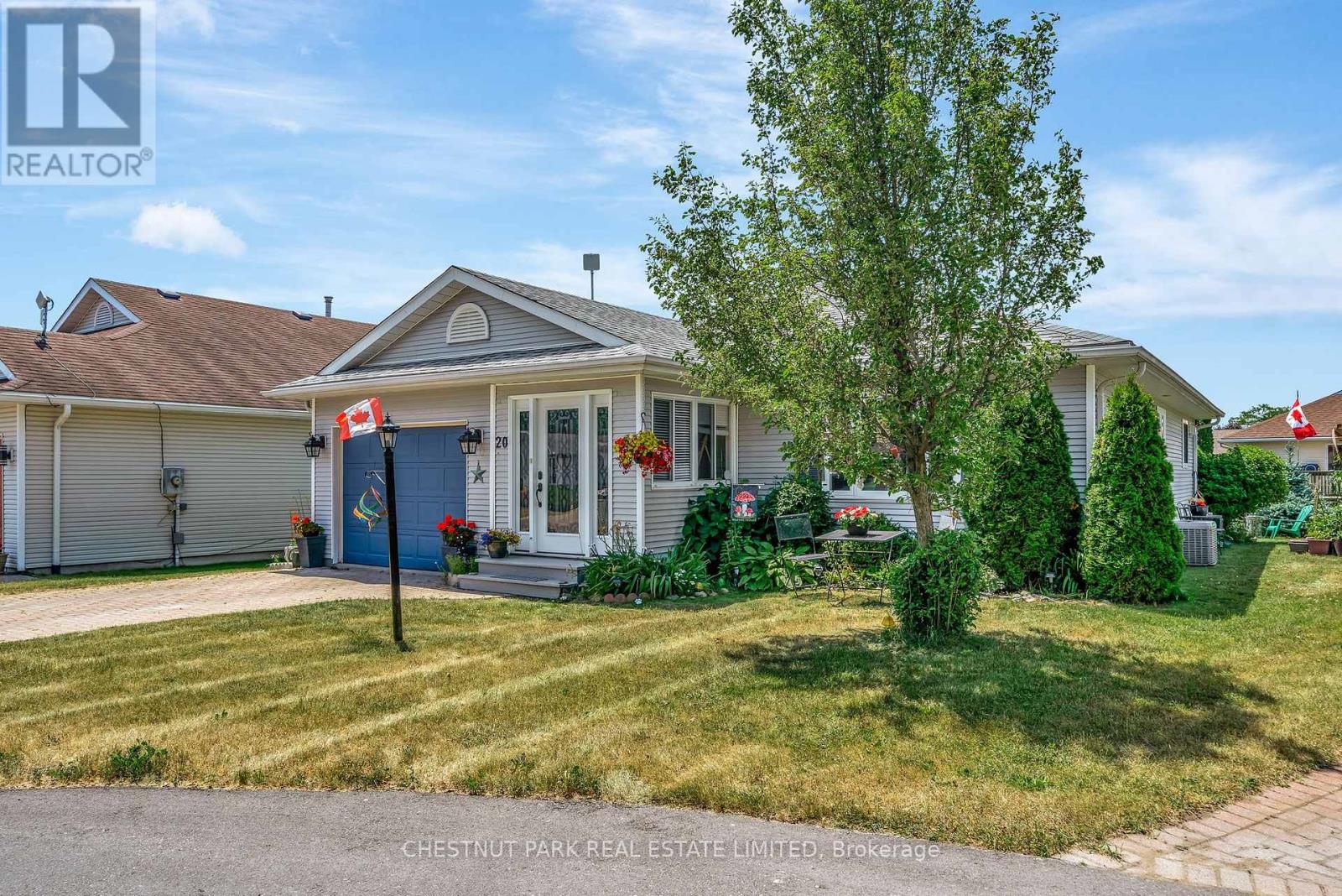20 Monroe Court, Prince Edward County, Ontario  K0K 3L0 - Photo 3 - X12366758