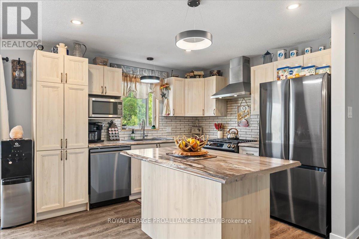 305 Bateman Road, Stirling-Rawdon, Ontario  K0K 3C0 - Photo 12 - X12366851