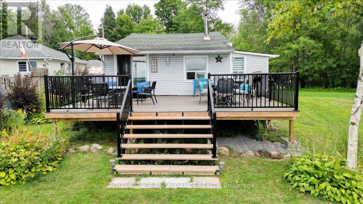 75 A & B HUGHES LANE, Tweed, Ontario