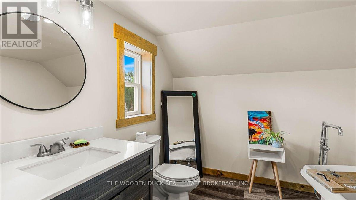 7953 Old Hasting Road, Tudor And Cashel, Ontario  K0K 1Y0 - Photo 20 - X12367572