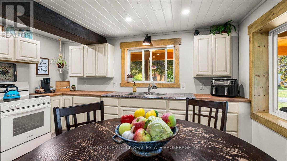 7953 Old Hasting Road, Tudor And Cashel, Ontario  K0K 1Y0 - Photo 4 - X12367572