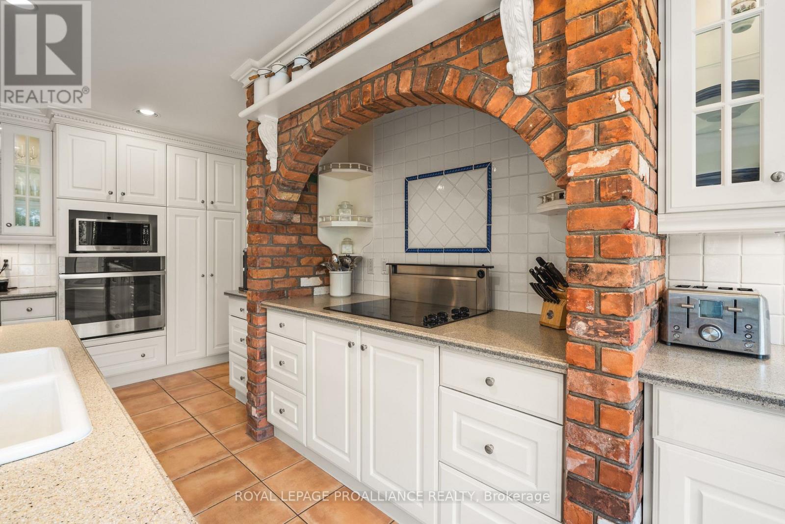 23 Quigg Lane, Prince Edward County, Ontario  K0K 1L0 - Photo 17 - X12368182