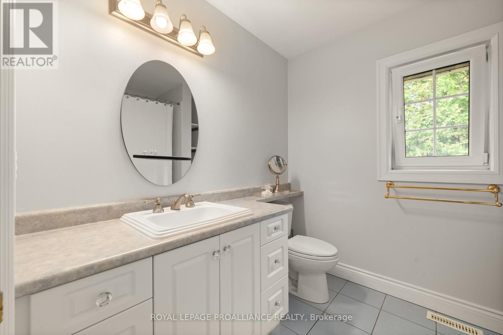 23 Quigg Lane, Prince Edward County, Ontario  K0K 1L0 - Photo 32 - X12368182