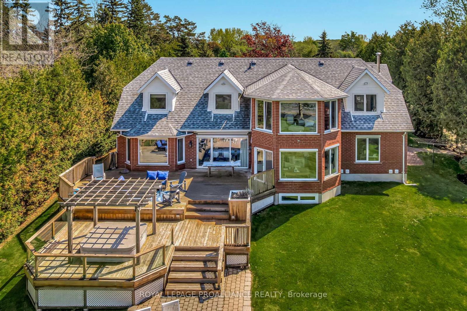 23 Quigg Lane, Prince Edward County, Ontario  K0K 1L0 - Photo 4 - X12368182