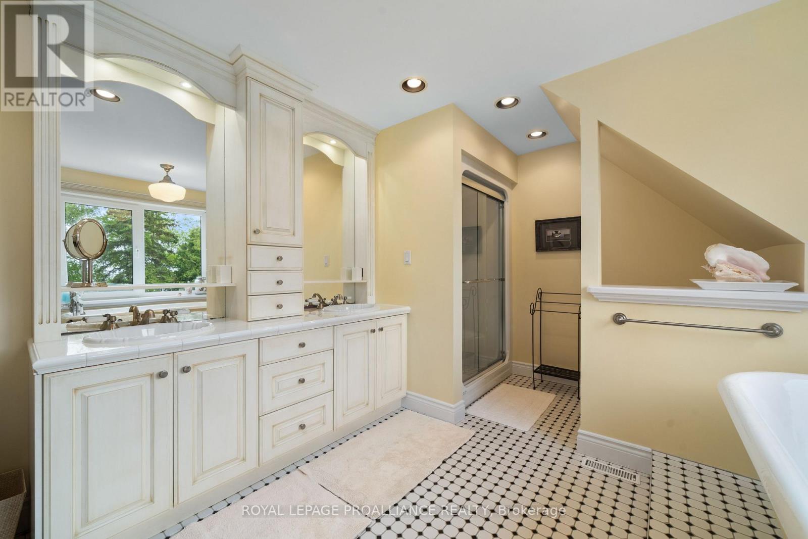 23 Quigg Lane, Prince Edward County, Ontario  K0K 1L0 - Photo 40 - X12368182