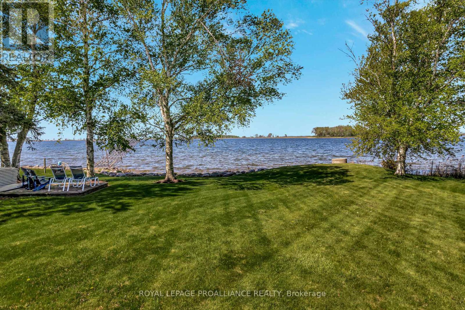 23 Quigg Lane, Prince Edward County, Ontario  K0K 1L0 - Photo 5 - X12368182