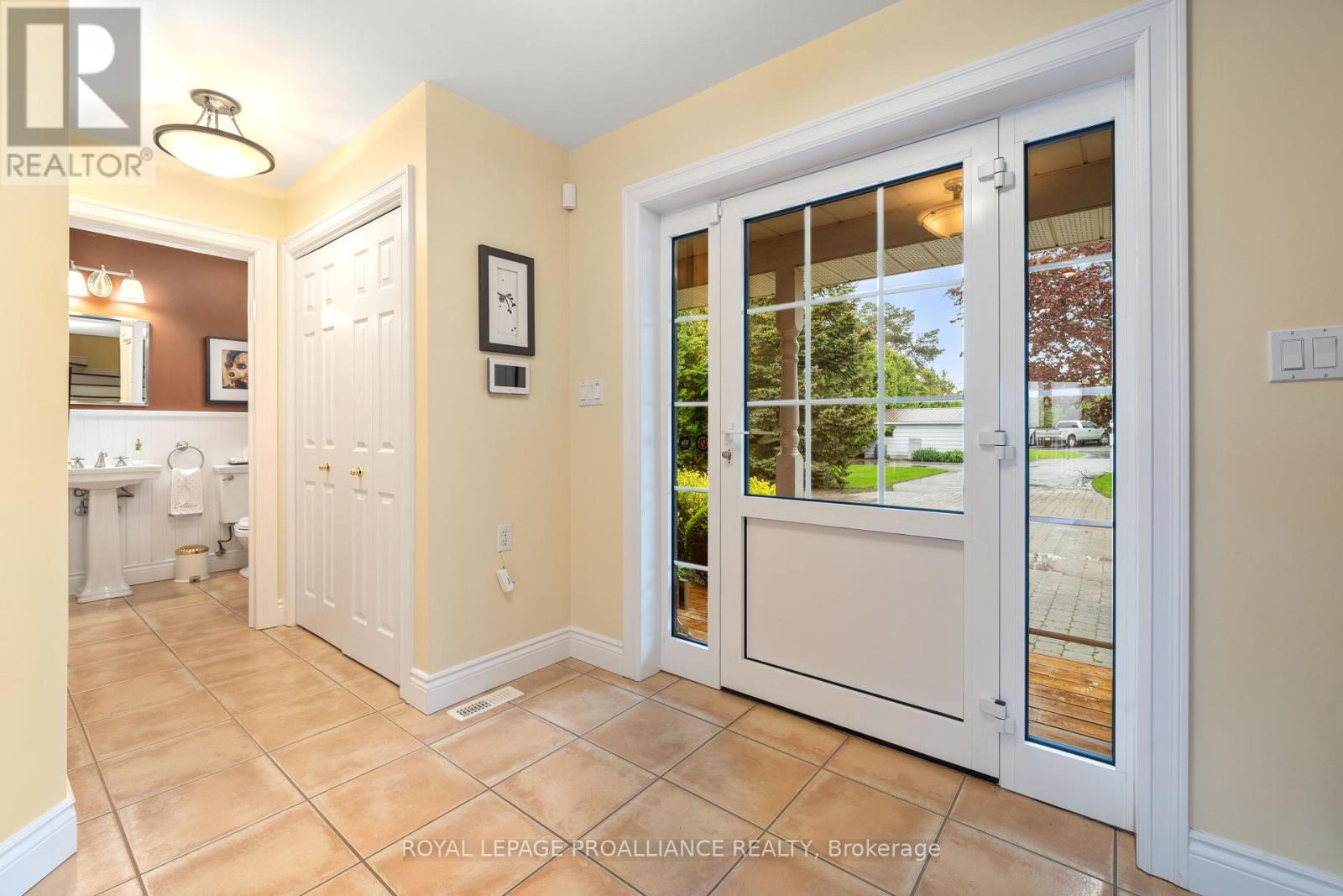 23 Quigg Lane, Prince Edward County, Ontario  K0K 1L0 - Photo 8 - X12368182